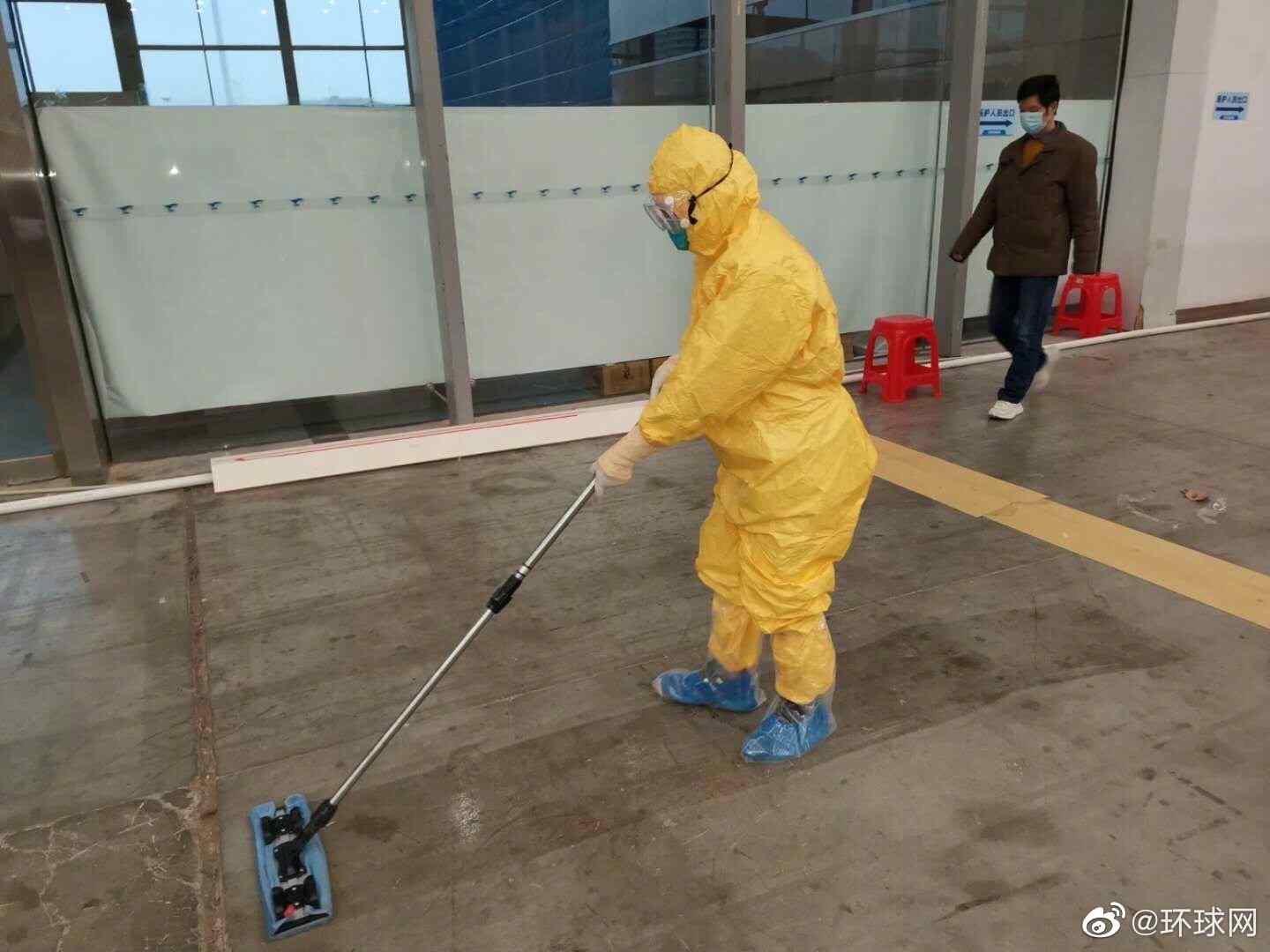 清洁地面